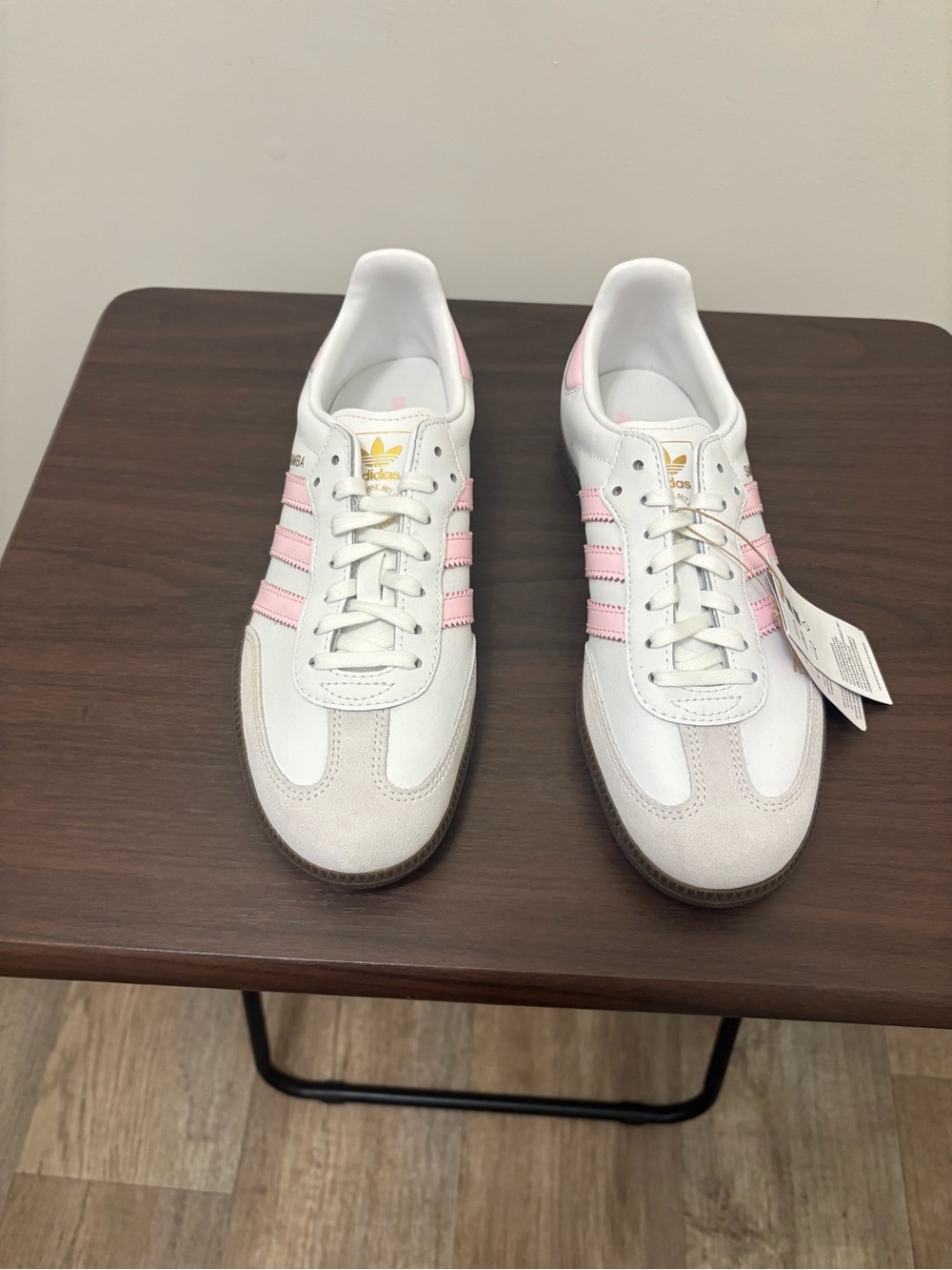 adidas youth size 6.5 Samba Classic Sneakers - White / Pink